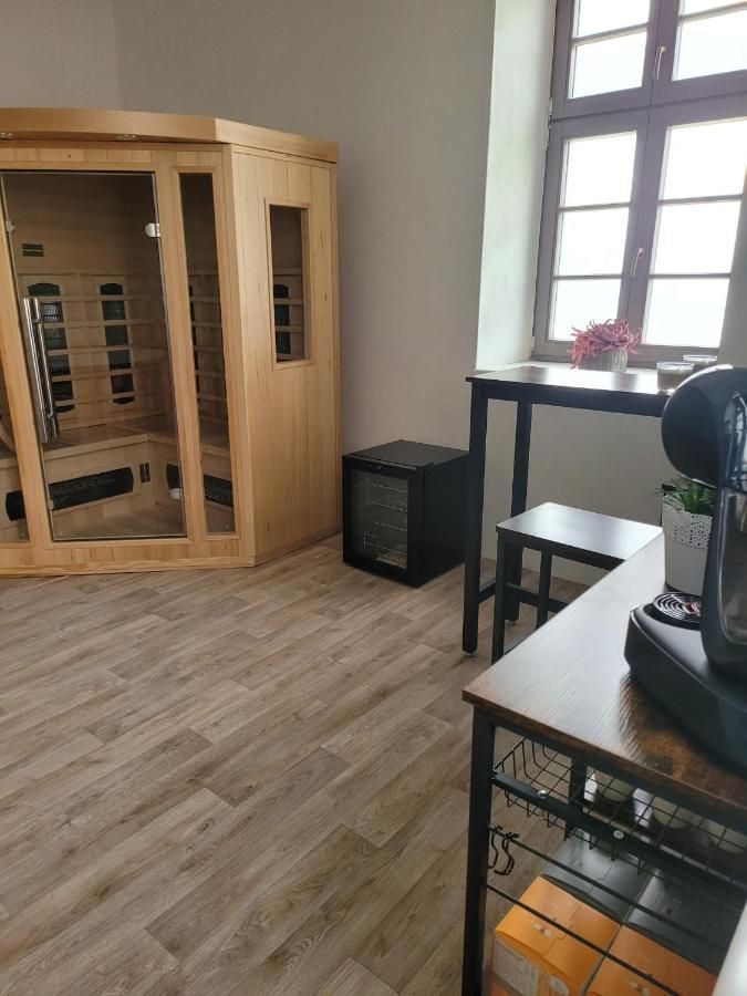 Chateau Moravany - Apartmany, Teepee A Wellness Ronow an der Doubrava Exteriör bild