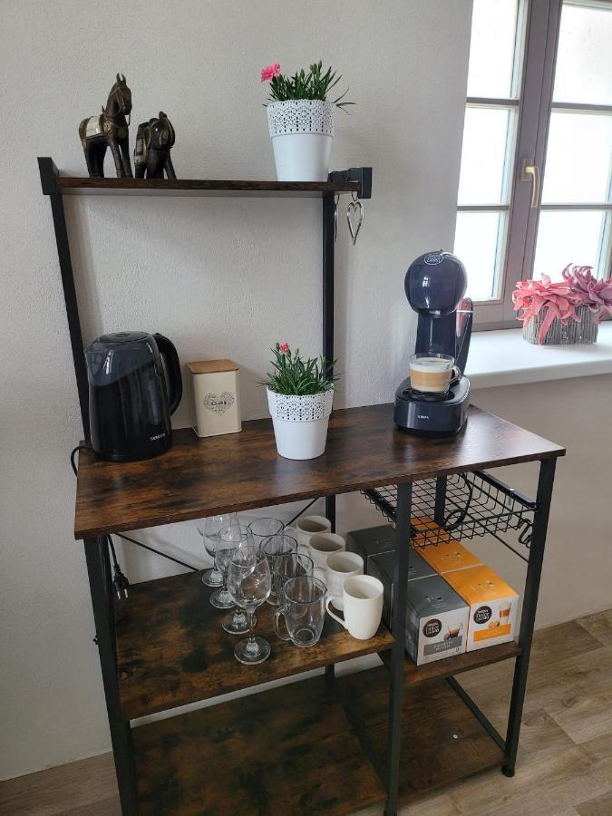Chateau Moravany - Apartmany, Teepee A Wellness Ronow an der Doubrava Exteriör bild
