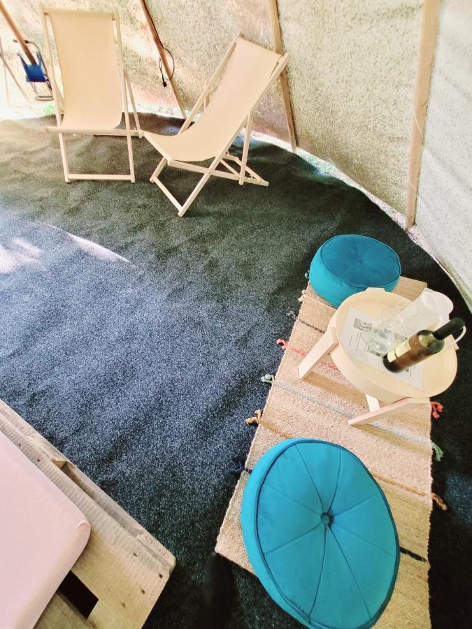 Chateau Moravany - Apartmany, Teepee A Wellness Ronow an der Doubrava Exteriör bild